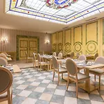 Dorma Reina Isabel ホテル