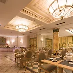 Hotel Dorma Reina Isabel 4*