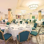 Dorma Reina Isabel Hotel 4*