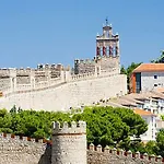 Dorma Reina Isabel Szálloda Ávila