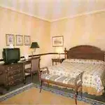 Dorma Reina Isabel Hotel 4*