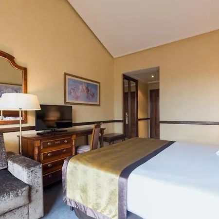 Hotel Exe Reina Isabel