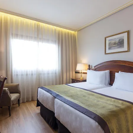 Szálloda Exe Reina Isabel 4*