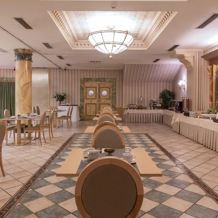 Hotel Exe Reina Isabel