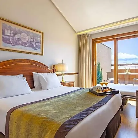 Dorma Reina Isabel 酒店 Ávila
