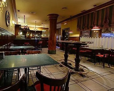 Hotel Exe Reina Isabel Avila