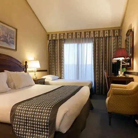 Dorma Reina Isabel 酒店 Ávila
