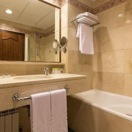 Dorma Reina Isabel 4*