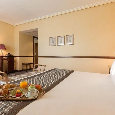 Hotel Dorma Reina Isabel