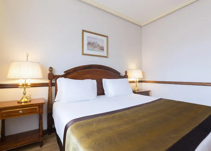 Dorma Reina Isabel Hotel