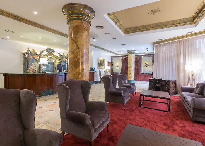 Hotel Exe Reina Isabel 4*