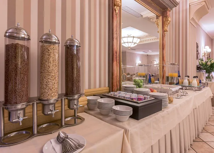 ホテル Dorma Reina Isabel