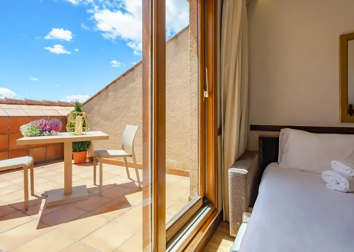 Dorma Reina Isabel Szálloda 4*