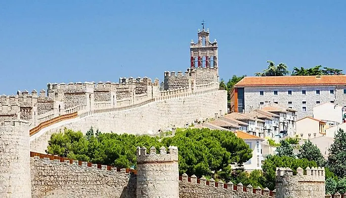 Dorma Reina Isabel ホテル Ávila