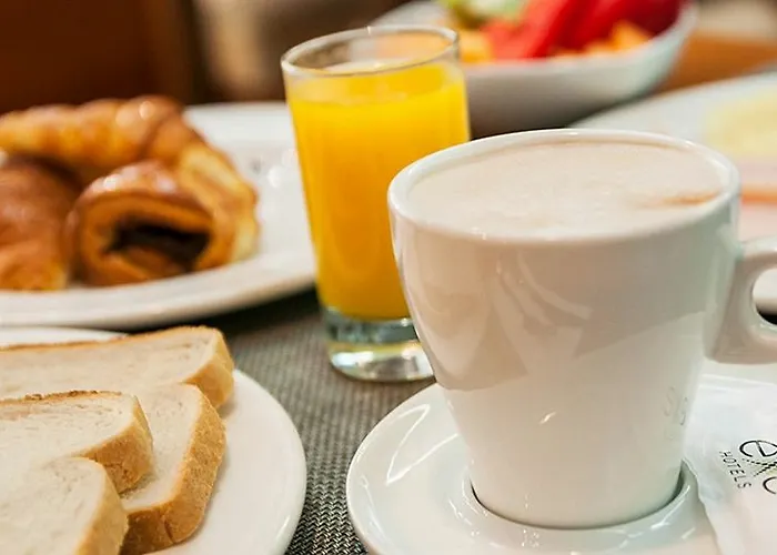 Dorma Reina Isabel ホテル Ávila