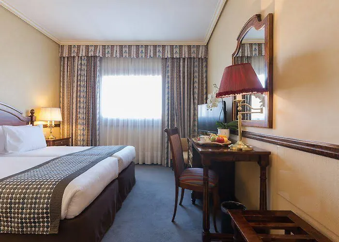 Exe Reina Isabel 4* Ávila