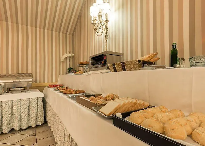 Szálloda Dorma Reina Isabel 4*